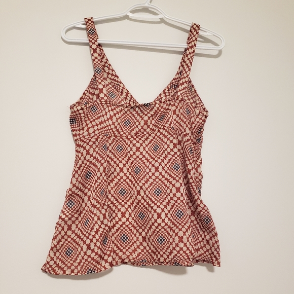 Top - Picture 2 of 3